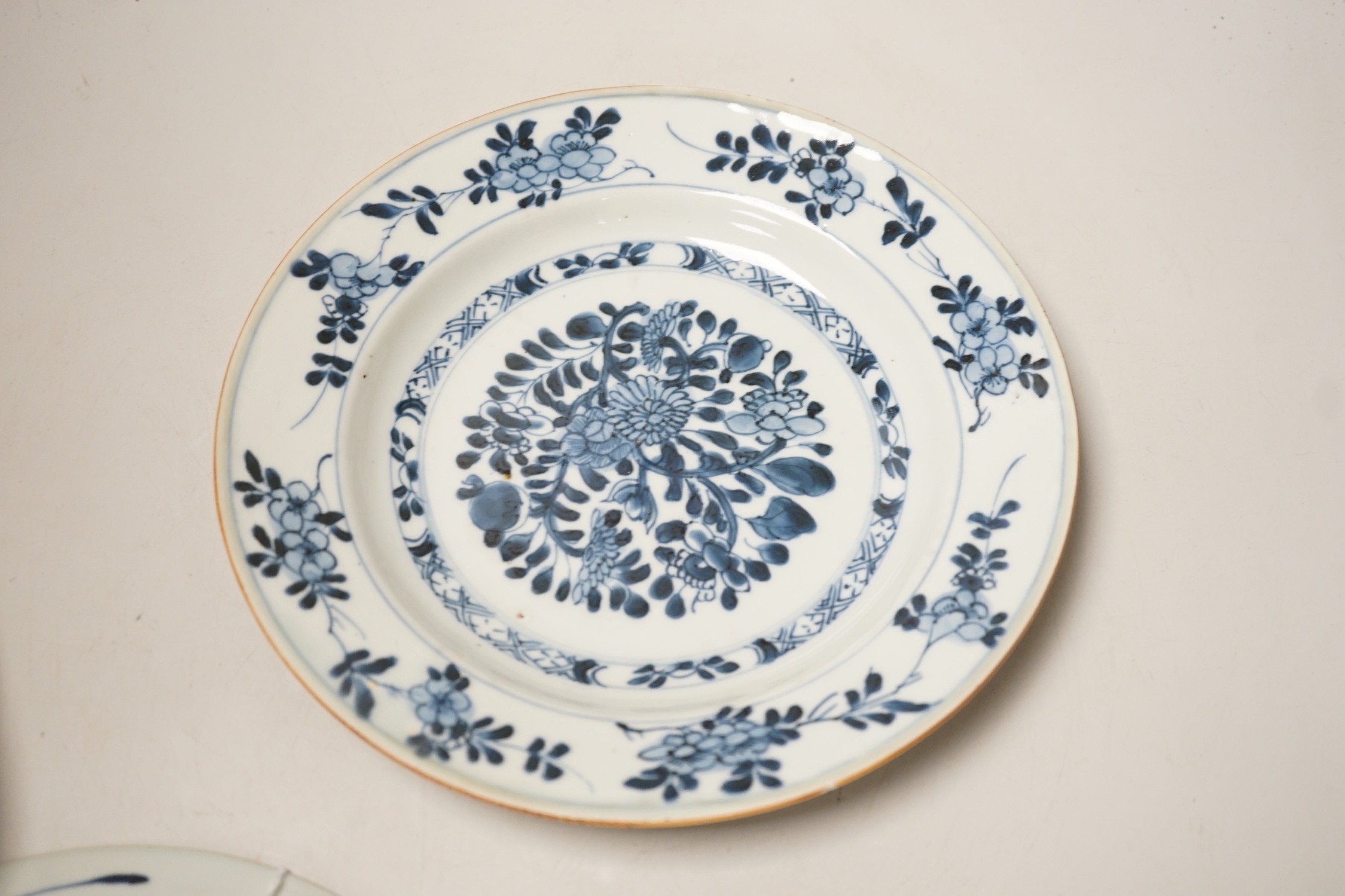 Five 18th century Chinese blue and white plates. 22.5cm diameter